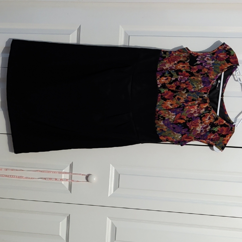 Multicolor Floral Dress Sophisticated.Sexy.office.valentines Day